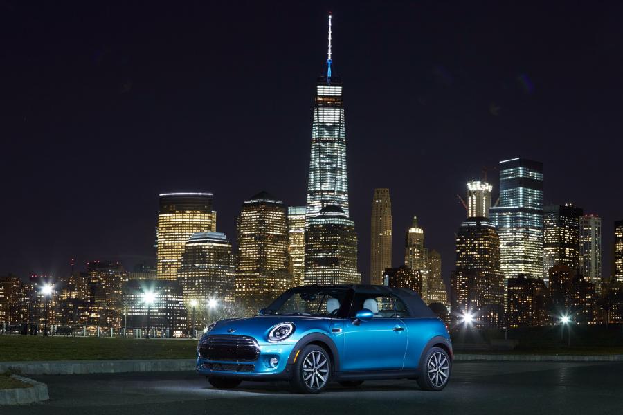  Mini Cooper Cabrio 2016 года  (US) (фото 26 из 26)